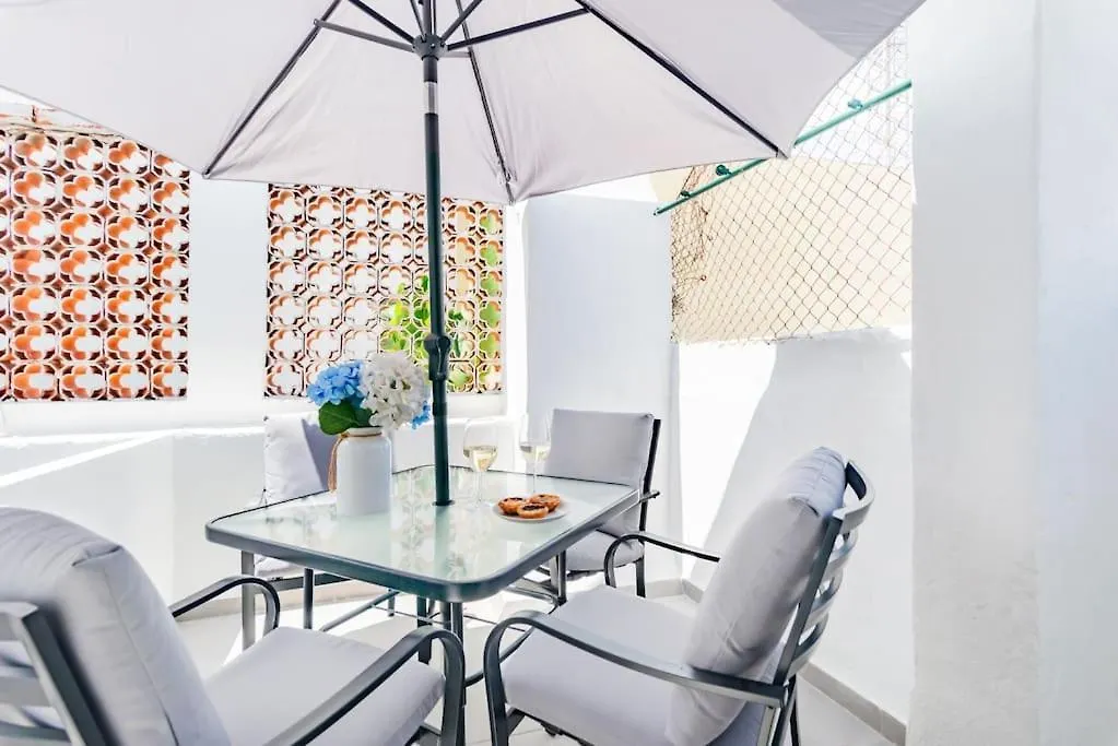 Seaside Modern Flat I At Historical Cascais Apartment